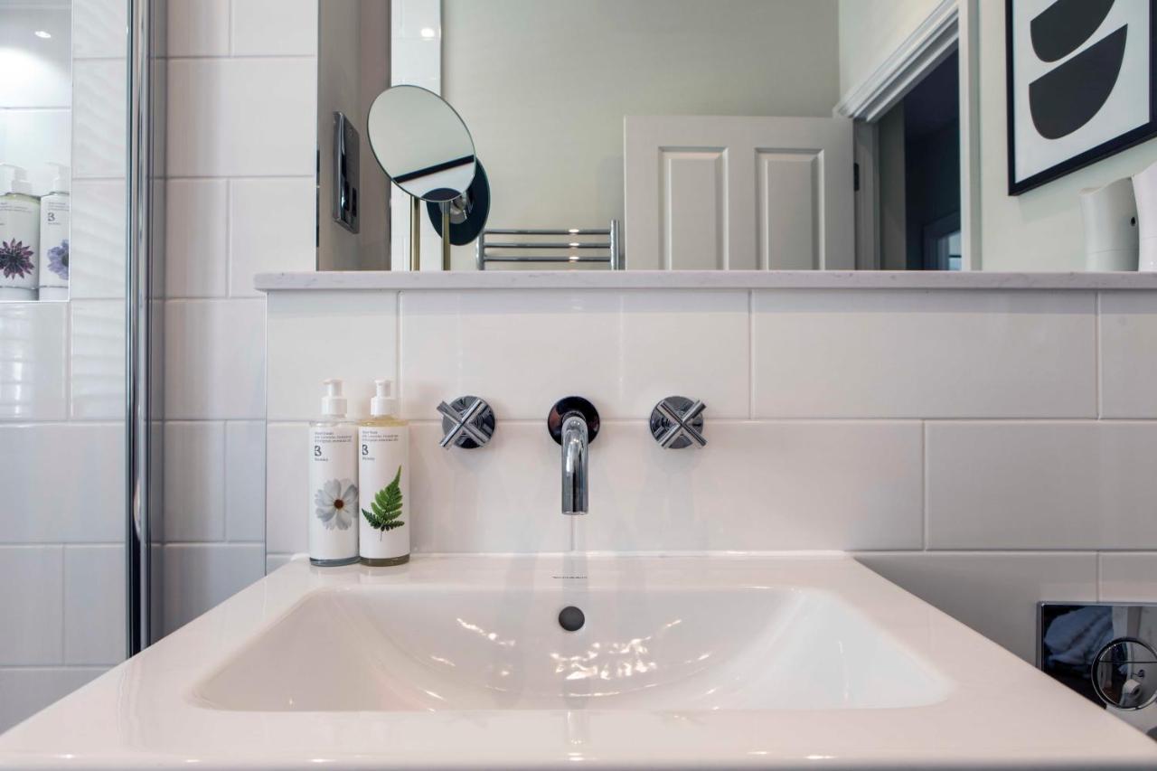 Beautiful, Modern Apartment In Hope Place Bath, 1 Bedroom Luxury City Centre Apartment With Beautiful City Views, A Stones Throw From The Royal Crescent In Бат Экстерьер фото